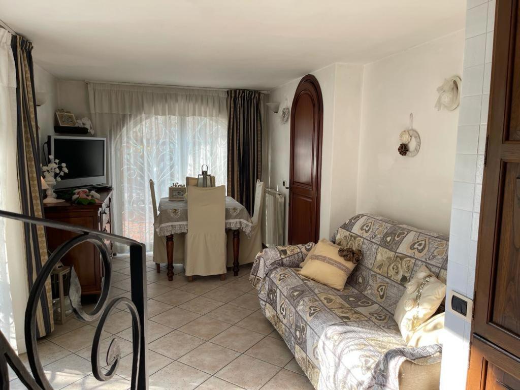 Raffinato Bilocale A Lido Di Camaiore Vicino Al Mare Екстериор снимка