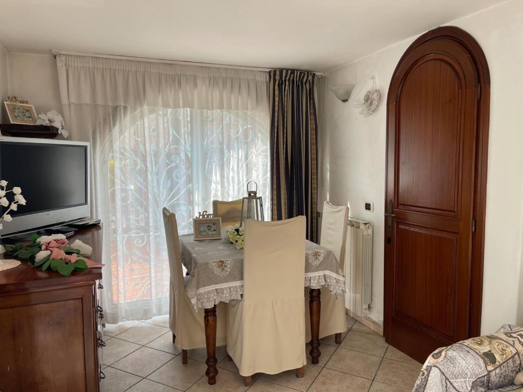 Raffinato Bilocale A Lido Di Camaiore Vicino Al Mare Екстериор снимка